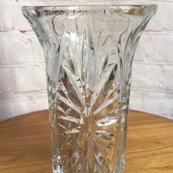 Vintage F.T.D. Clear Glass Starburst Taper Candle Holder - Picture 2 of 6